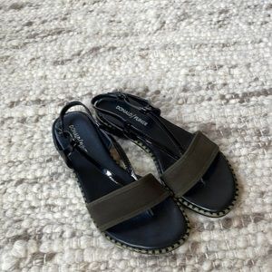 Donald Pliner sandals worn once